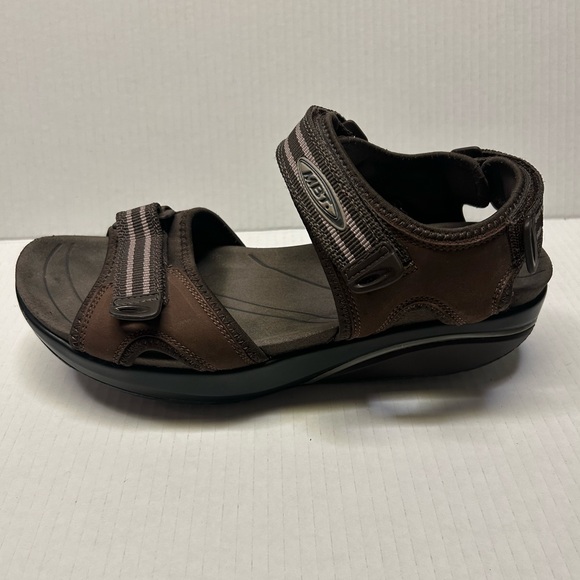MBT Men\'s Brown Size 42 US 8-8.5‎ Jawabu Sandal Walking Sandals main image 10